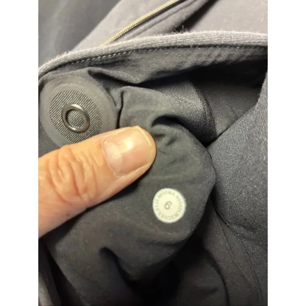 Lululemon In Orbit Jacket in Graphite Gray and Black Size 6